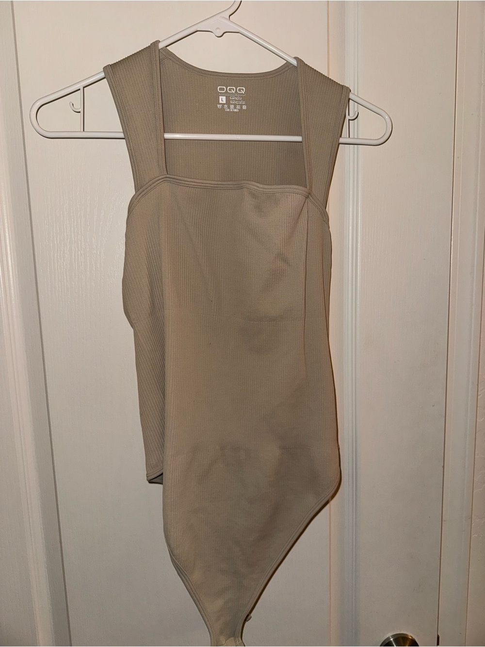 Different Color Ribbed Sleeveless Bodysuits - Picture 4 of 7